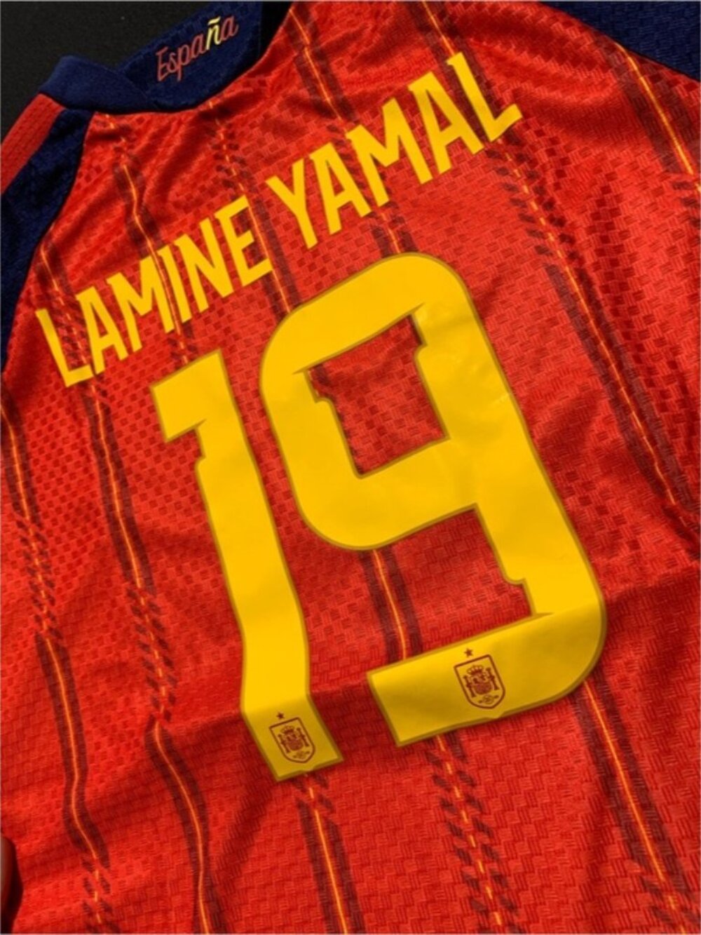 Kids 2026 Spain Jerseys - Picture 10 of 16